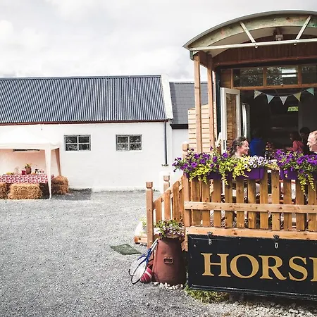 Burren Glamping Bauernhof Kilfenora
