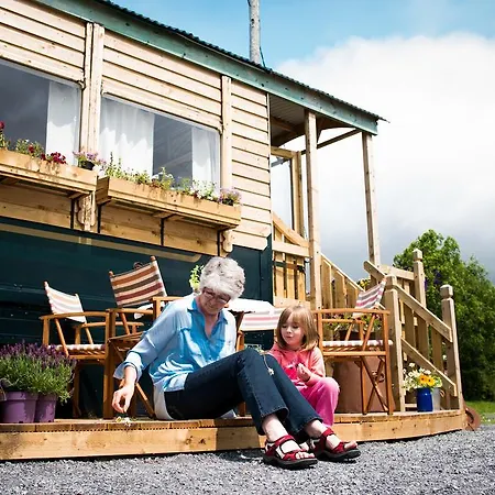Burren Glamping Farm stay *