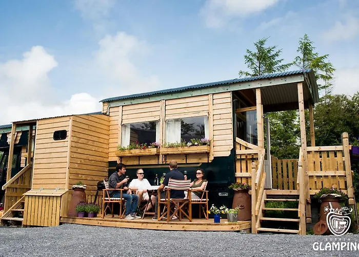 Burren Glamping 팜스테이